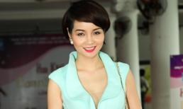 Mai Thu Huyền diện váy xanh trẻ trung đi 'nhận chức' mới