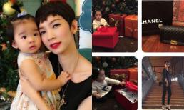 Mẹ con Xuân Lan hạnh phúc khi được 'Ông già Noel' tặng quà