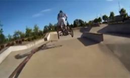 Màn trình diễn xe bốn bánh điêu luyện