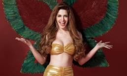 Andrea hóa thiên thần gợi cảm đón Giáng sinh