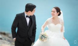 Chú rể bị thương vẫn liều ngâm nước chụp ảnh cưới