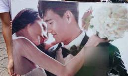 Lộ ảnh trưng bày trong tiệc cưới của Thủy Tiên - Công Vinh