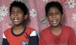 Cặp song sinh người Philippines hát cực hay “gây bão” Facebook