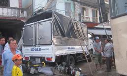 Xe container tông liên hoàn trên QL1A, 3 người trọng thương