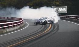Màn drift lên đèo chóng mặt của các tay đua người Nhật
