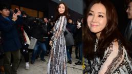 Mỹ nhân "Nấc thang lên thiên đường' gây sốt New York Fashion Week