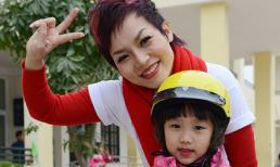 Thái Thùy Linh cùng nhóm The Voice Kids kêu gọi đội mũ bảo hiểm cho trẻ em
