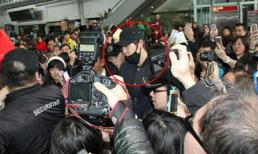 Mỹ nam "The Heirs" Kim Woo Bin khiến sân bay Hồng Kông tắc nghẽn