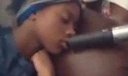 Nụ hôn đầu đời