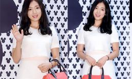 Park Shin Hye tràn đầy sức sống với crop top trắng xinh tươi