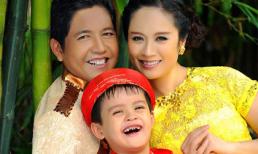 Gia đình Thanh Thúy rạng rỡ với áo dài truyền thống