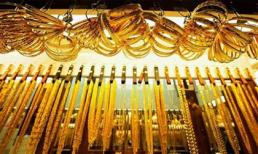 Vàng tăng mạnh trước tin từ Ukraine