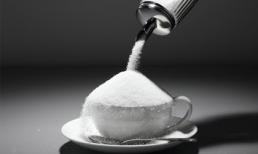 Tác hại không ngờ của đường đến răng miệng.