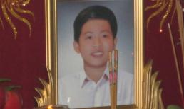 Nam sinh lớp 9 chạy xe lạng lách, đâm chết người