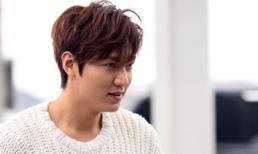 Lee Min Ho tóc tai bù xù, ngái ngủ ở sân bay