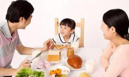 Những lý do khiến bữa sáng cực quan trọng với trẻ