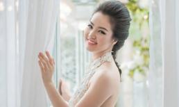 Gợi cảm như gái một con Thụy Vân