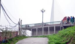 Một nam thanh niên treo cổ trên cầu Bãi Cháy