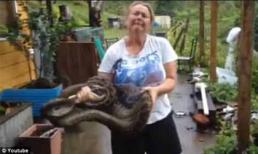 Trăn “khủng” dài 3,5 m nuốt chửng chó nhà