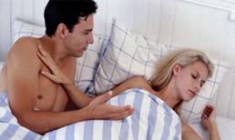  Trăng mật kinh hoàng, chồng đánh và lột lại nhẫn cưới