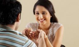 Gái già phát hoảng vì bị gạ gẫm... “yêu không ràng buộc”