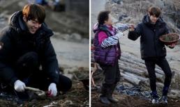 Fans "phát sốt" với hình ảnh Kim Woo Bin làm nông dân