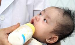 10 trường hợp tuyệt đối không được cho bé bú sữa mẹ