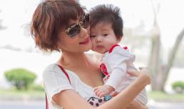 Dương Yến Ngọc rạng rỡ khoe con trai 5 tháng tuổi
