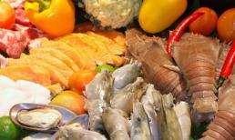 Tuyệt đối không uống bia khi ăn hải sản