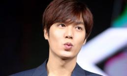 Lee Min Ho chu môi đáng yêu trên sân khấu