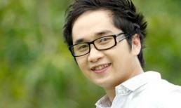 Bằng Cường ăn mì gói, dành tiền mời bầu show đi... ăn 