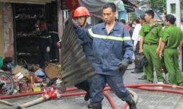 Đau đớn nhìn 2 vợ chồng chủ tiệm chết cháy mà không thể cứu