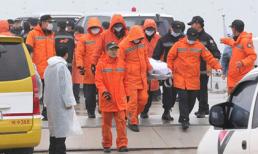 Thi thể nạn nhân tàu chìm bắt đầu phân hủy