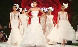 Minh Triệu khoe đường cong hoàn hảo với váy cưới của Trương Thanh Hải