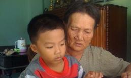 'Thần đồng' 3 tuổi biết đọc sách, nói tiếng Anh