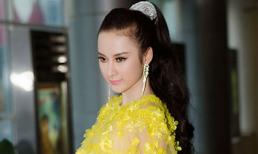 Những món phụ kiện độc đáo của Angela Phương Trinh