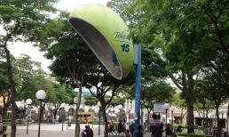 Những trạm điện thoại công cộng kỳ lạ trên thế giới 