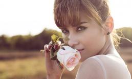 Võ Hoàng Yến sắc lạnh giữa khung cảnh hoang vắng