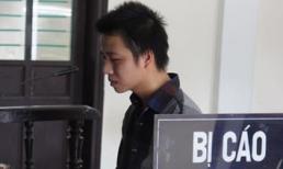 Quỳ xin nối lại tình cảm không được, đâm thủng tim bạn gái