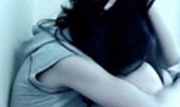 9X bị bạn lợi dụng cưỡng hiếp vì... say xe buýt