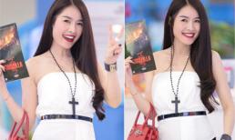 Quế Vân đẹp dịu dàng đi xem quái vật biển Godzilla 