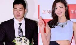 Ác nữ Giày thủy tinh hẹn hò với 'phi công trẻ'