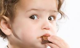 Nguyên nhân gây sâu răng thường gặp ở trẻ nhỏ