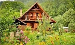 Ngôi nhà gỗ yên bình ở Piatra Neamt, Rumani