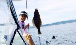 Lam Trường trổ tài câu cá giữa biển khơi