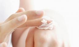 Thủ thuật làm trắng da tay ngày hè