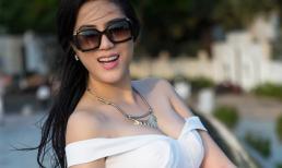 Hoa khôi thời trang Trúc Phương khoe dáng gợi cảm trên phố