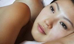 "Cô chỉ là nái sề hết đát!"