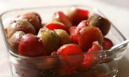 Bầu bí 'cấm' được ăn mận?