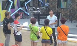 Hồ Hoài Anh đồng hành cùng Top 5 làm mới những ca khúc nổi tiếng